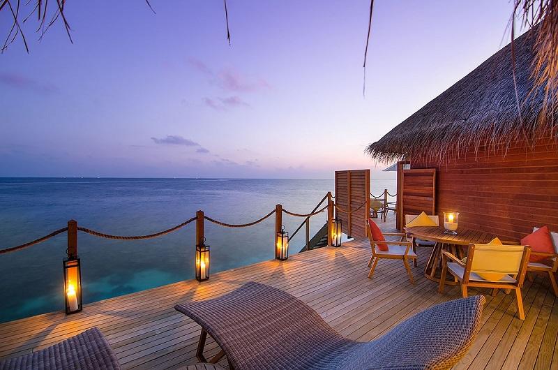 Mirihi Island Resort - Maldives - Overwater Bungalows